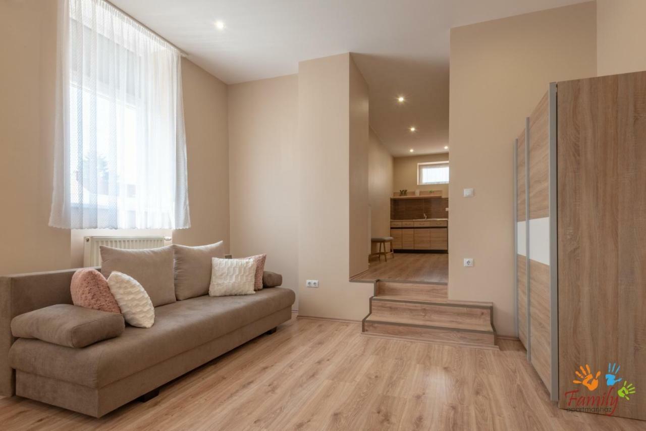 Family Apartmanhaz Διαμέρισμα Nagykanizsa Εξωτερικό φωτογραφία